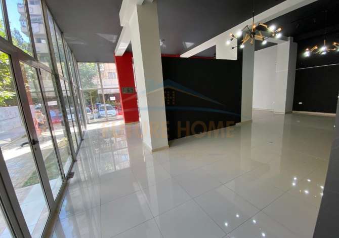 Business Property for Rent 1+1 in Tirana - 700 Euro