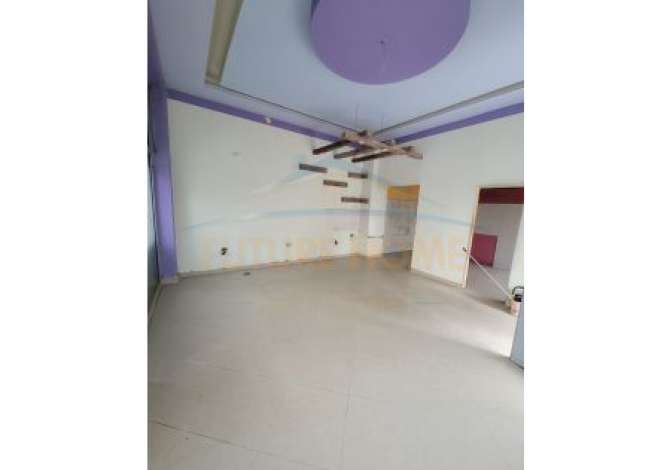 Business Property for Rent 1+1 in Tirana - 400 Euro