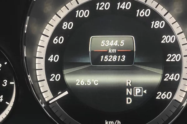 Cars for sale in Tirana, Mercedes-Benz, 2012 Diesel,Kambio Automatik Payment 850,000  Leke.