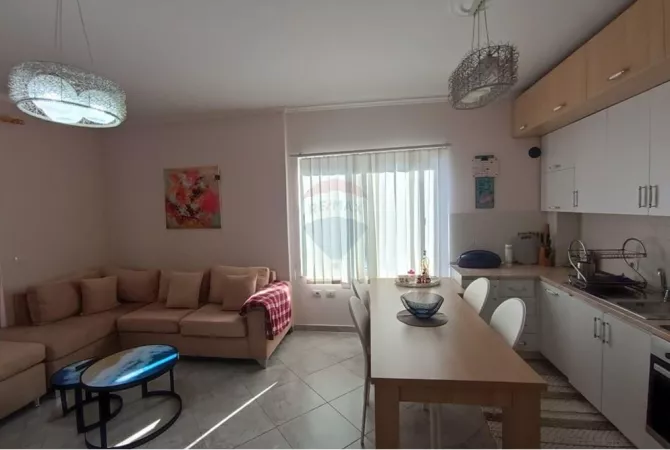 Shtepi me qera 1+1 ne Tirane - 400 Euro