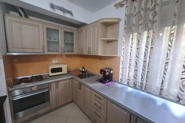 Casa in affitto 2+1 a Tirana - 43,000 Leke