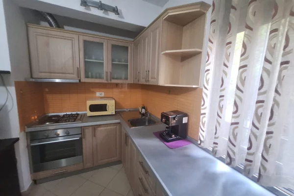Casa in affitto 2+1 a Tirana - 43,000 Leke