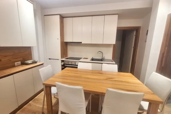 Casa in affitto 3+1 a Tirana - 700 Euro