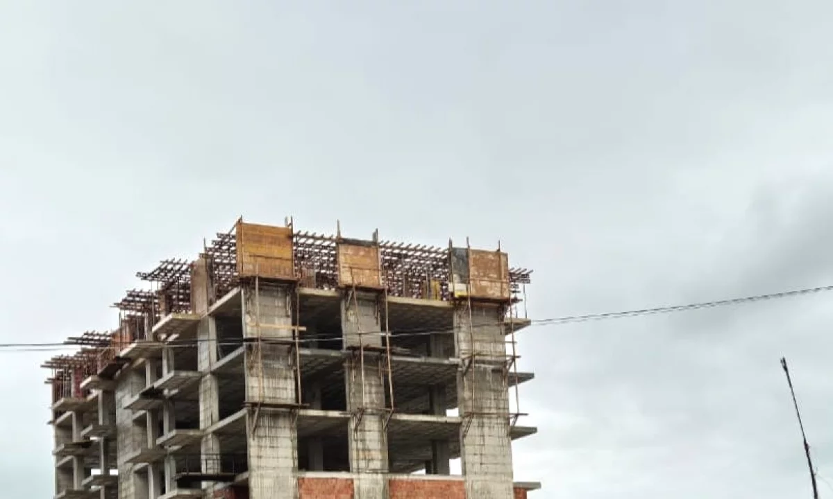 2 Poste Parkimi ne Shitje tek Ish Fusha e Aviacionit