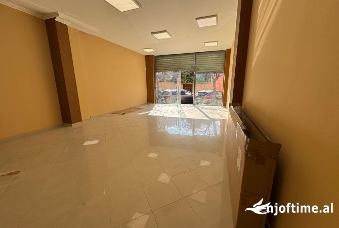 Ambient biznesi me qera 1+1 ne Tirane - 600 Euro