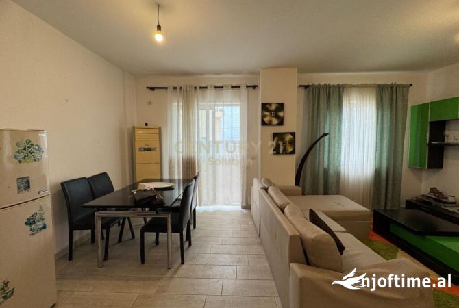 Shtepi me qera 2+1 ne Tirane - 600 Euro