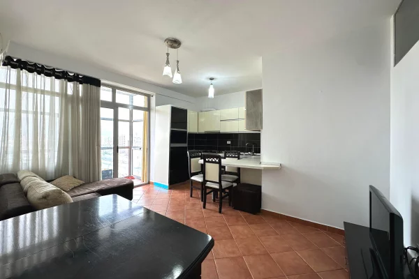 Shtepi me qera Apartament ne Tirane, 2+1, Mobilimi E mobiluar, Pagesa 400  Euro.