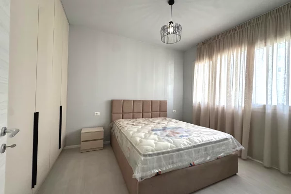 Appartamento in affitto a Tirana 2+1, Arredato