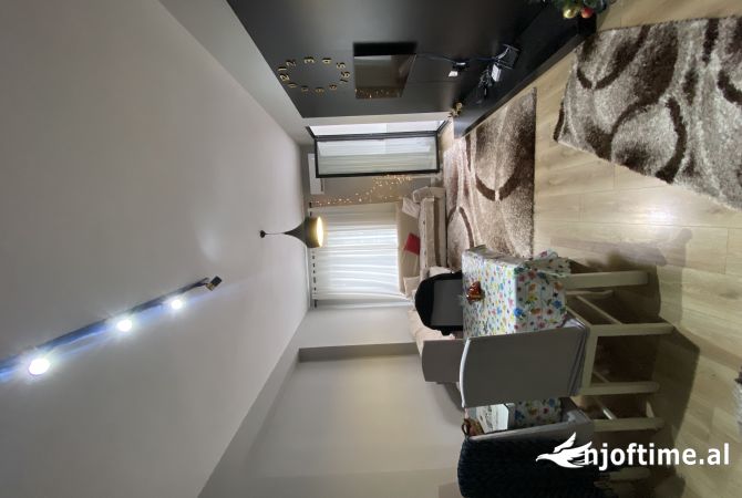 Shtepi ne shitje 2+1 ne Tirane - 150,000 Euro