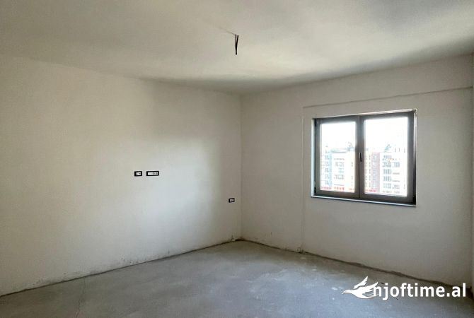 Shtepi ne shitje 2+1 ne Tirane - 175,000 Euro