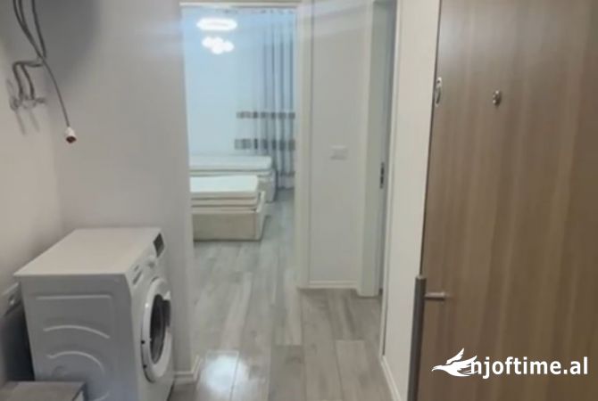 Shtepi ne shitje Apartament ne Tirane, 2+1, Mobilimi E mobiluar, Pagesa 106,000  Euro.