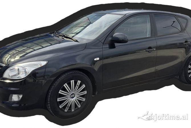 Makina ne shitje  ne Fier - 4,800 Euro