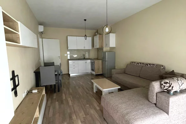 Jepet me qira apartament 1+1, Rruga Siri Kodra