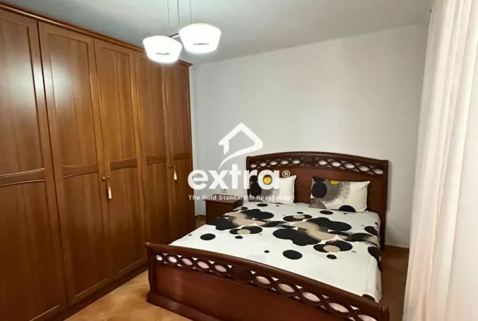 Shtepi me qera Duplex(shtepi me 2 kate) ne Tirane, 3+1, Mobilimi E mobiluar, Pagesa 850  Euro.