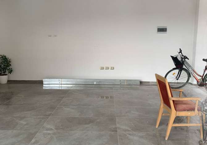 Ambient biznesi me qera 1+1 ne Tirane - 900 Euro