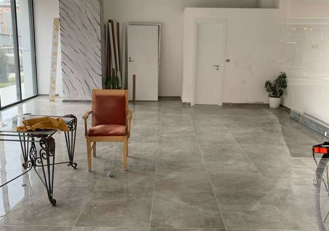 Ambient biznesi me qera 1+1 ne Tirane - 900 Euro