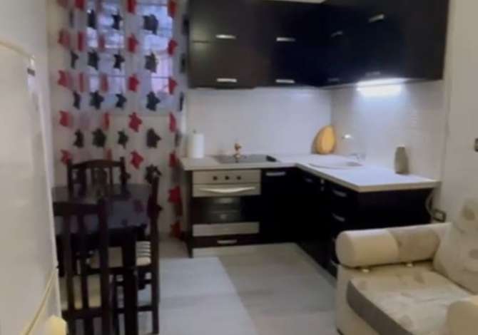 Shtepi me qera 2+1 ne Tirane - 500 Euro
