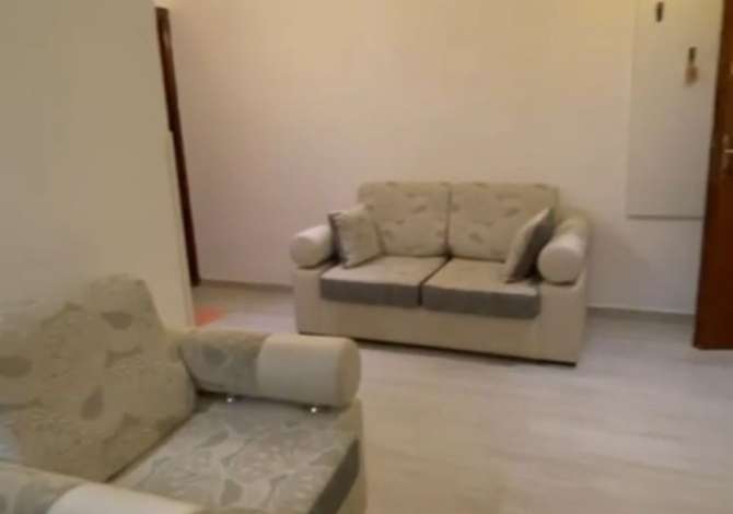 Shtepi me qera Apartament ne Tirane, 2+1, Mobilimi E mobiluar, Pagesa 500  Euro.