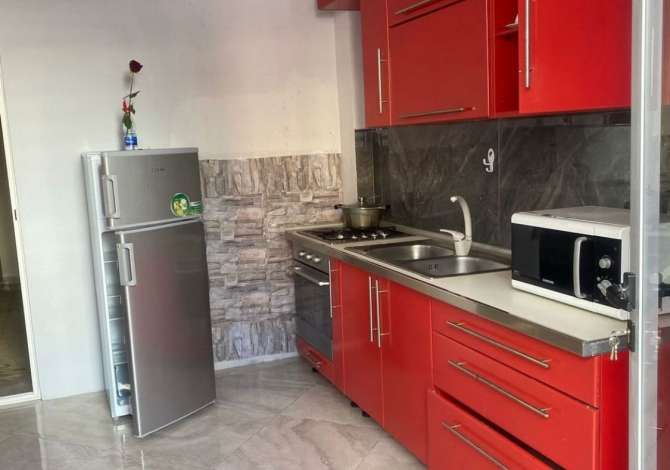 Shtepi me qera 1+1 ne Tirane - 40,000 Leke