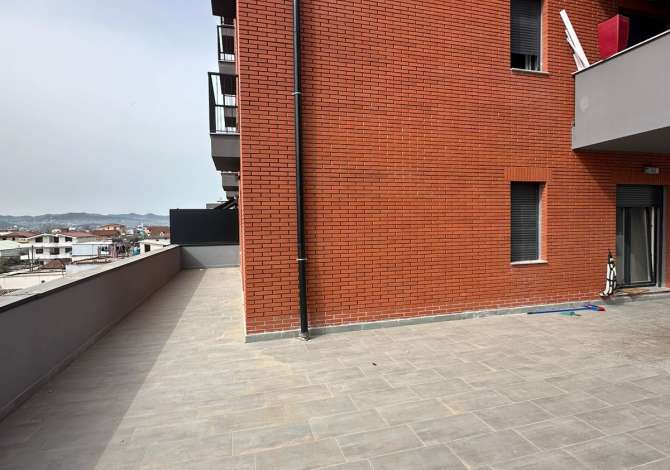 Shtepi ne shitje 3+1 ne Tirane - 150,000 Euro