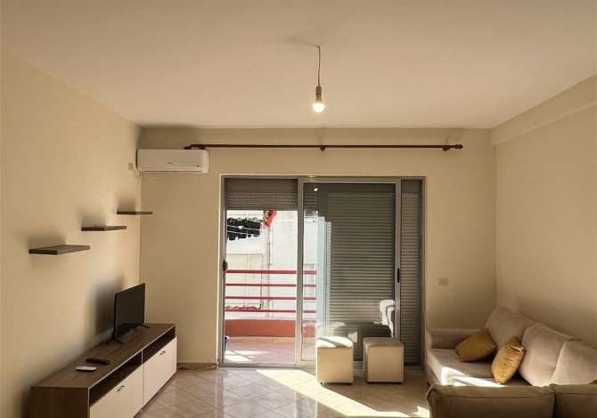 Shtepi me qera 1+1 ne Tirane - 450 Euro