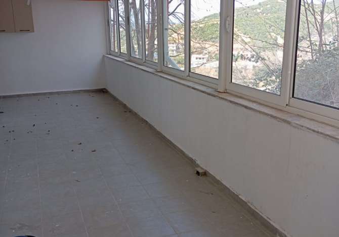 Shtepi ne shitje Apartament ne Tirane, 1+1, Mobilimi E mobiluar, Pagesa 80,000  Euro.