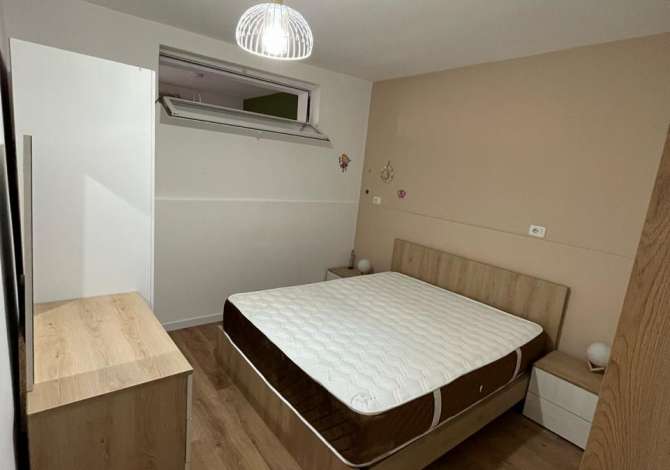Shtepi me qera 1+1 ne Tirane - 65,000 Leke