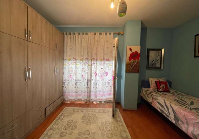 Shtepi me qera Apartament ne Tirane, 2+1, Mobilimi E mobiluar, Pagesa 550  Euro.