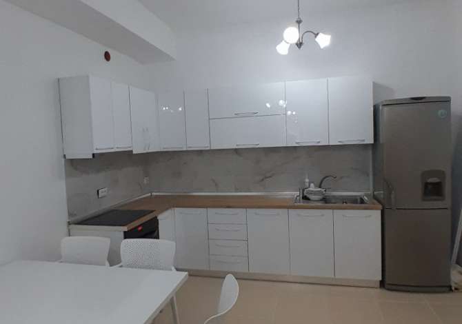 Shtepi me qera 1+1 ne Tirane - 400 Euro