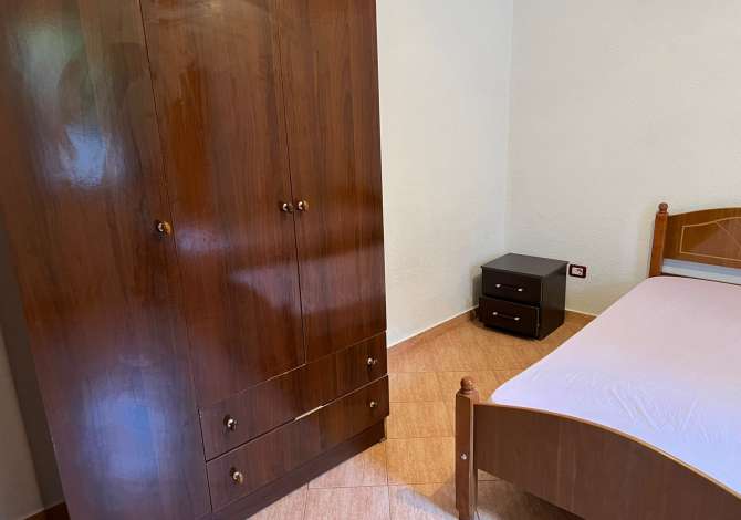 Shtepi me qera 2+1 ne Tirane - 350 Euro