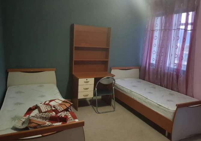 Shtepi me qera Apartament ne Tirane, 2+1, Mobilimi E mobiluar, Pagesa 550  Euro.