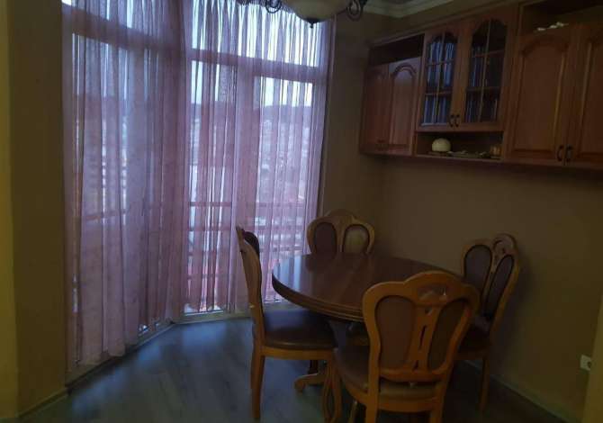 Shtepi me qera 2+1 ne Tirane - 550 Euro