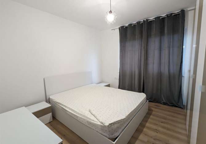 Shtepi me qera Apartament ne Tirane, 2+1, Mobilimi E mobiluar, Pagesa 550  Euro.