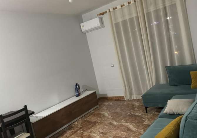Shtepi me qera 1+1 ne Tirane - 35,000 Leke