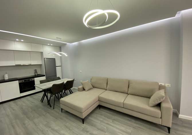 Shtepi me qera Apartament ne Tirane, 1+1, Mobilimi E mobiluar, Pagesa 550  Euro.