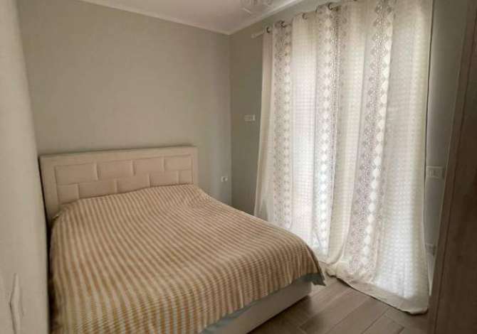 Shtepi me qera 1+1 ne Tirane - 40,000 Leke