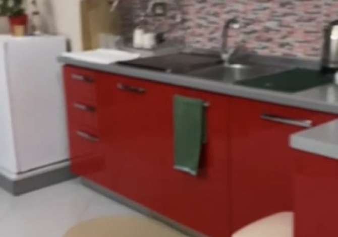 Shtepi me qera Apartament ne Tirane, 2+1, Mobilimi E mobiluar, Pagesa 450  Euro.