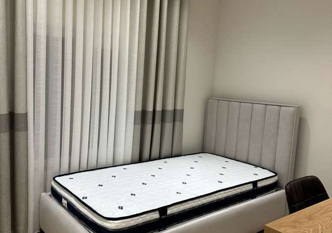 Shtepi me qera Apartament ne Tirane, 2+1, Mobilimi E mobiluar, Pagesa 650  Euro.