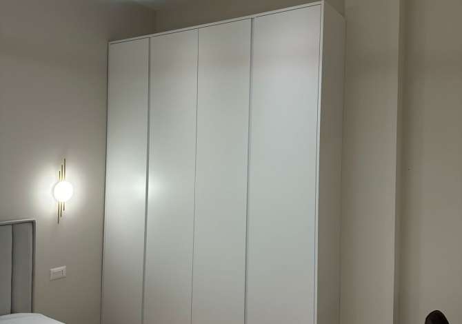 Shtepi me qera Apartament ne Tirane, 2+1, Mobilimi E mobiluar, Pagesa 650  Euro.