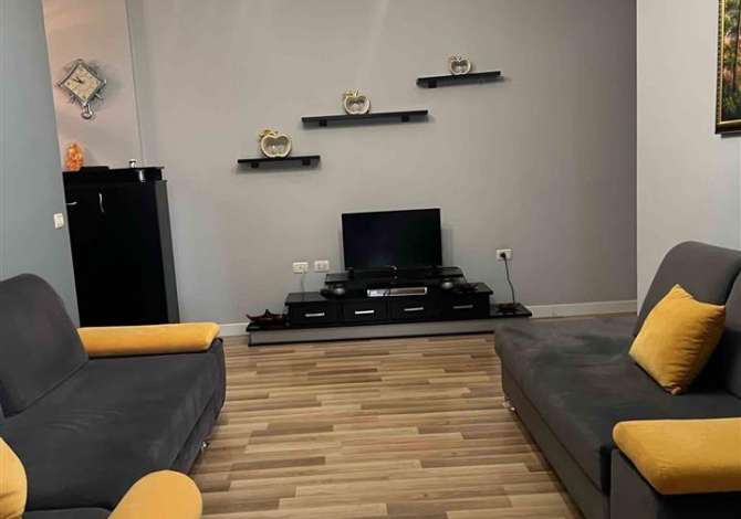 Shtepi me qera 2+1 ne Tirane - 500 Euro