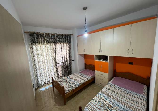 Shtepi me qera 2+1 ne Tirane - 400 Euro
