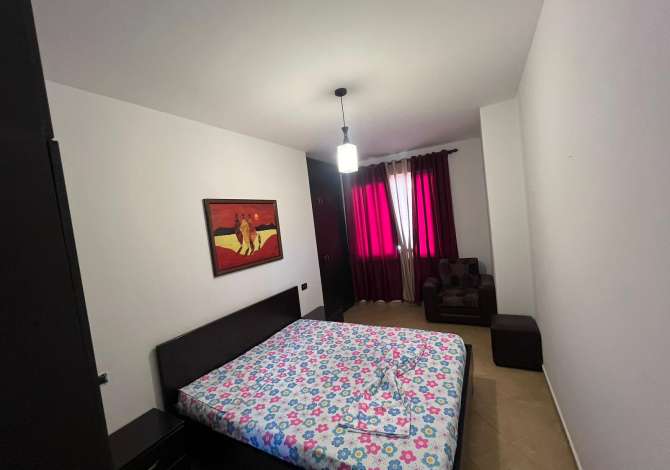 Shtepi me qera 2+1 ne Tirane - 400 Euro