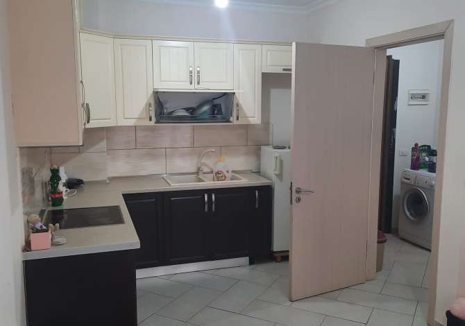 Shtepi me qera 1+1 ne Tirane - 300 Euro