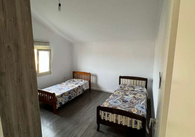 Shtepi me qera 2+1 ne Tirane - 400 Euro