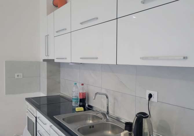 Shtepi me qera 2+1 ne Tirane - 400 Euro