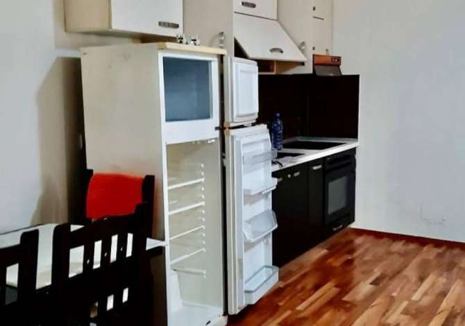 Shtepi me qera Apartament ne Tirane, 1+1, Mobilimi E mobiluar, Pagesa 450  Euro.