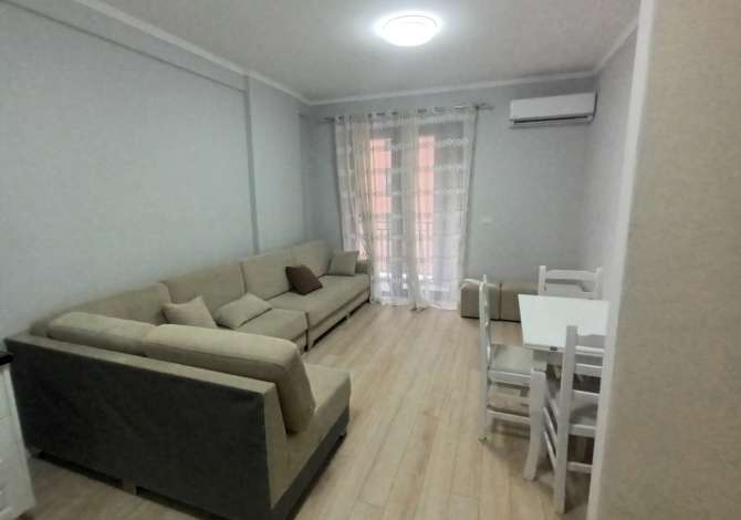 Shtepi me qera 1+1 ne Tirane - 450 Euro