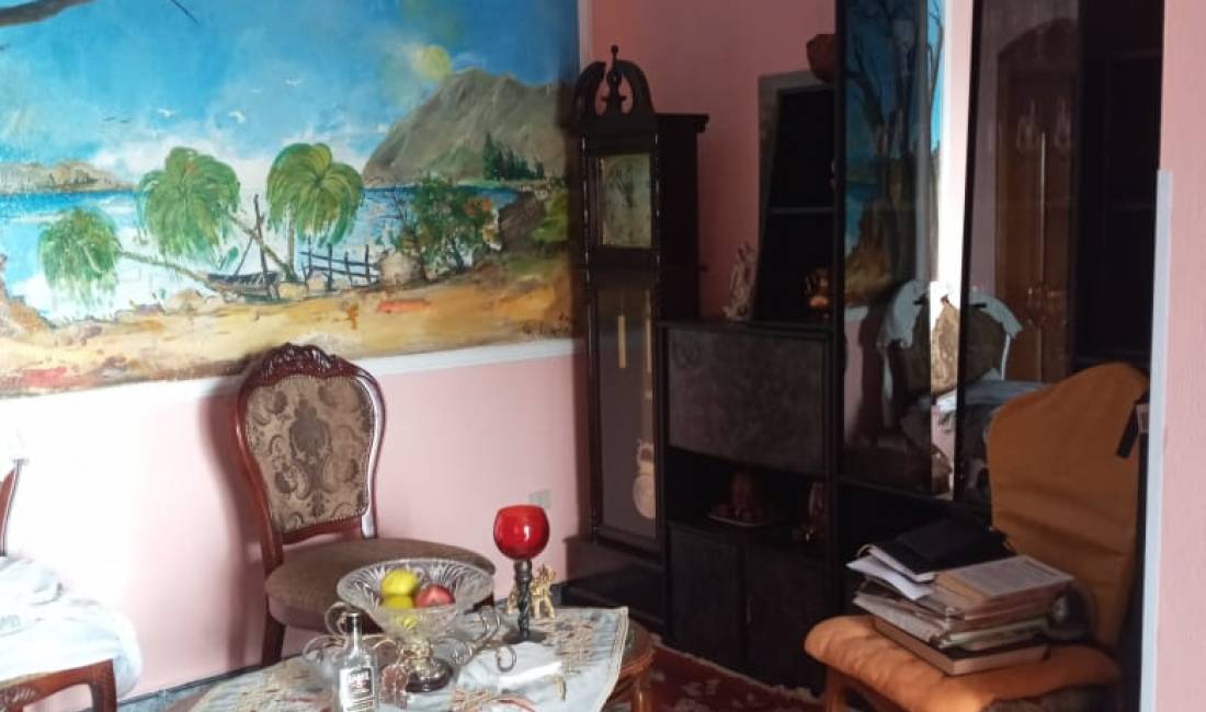 Shtepi me qera Apartament ne Tirane, 2+1, Mobilimi E mobiluar, Pagesa 450  Euro.