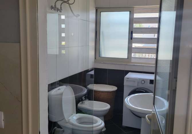 Shtepi me qera Apartament ne Tirane, 1+1, Mobilimi E mobiluar, Pagesa 500  Euro.