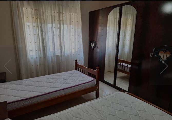 Shtepi me qera Apartament ne Tirane, 1+1, Mobilimi E mobiluar, Pagesa 370  Euro.